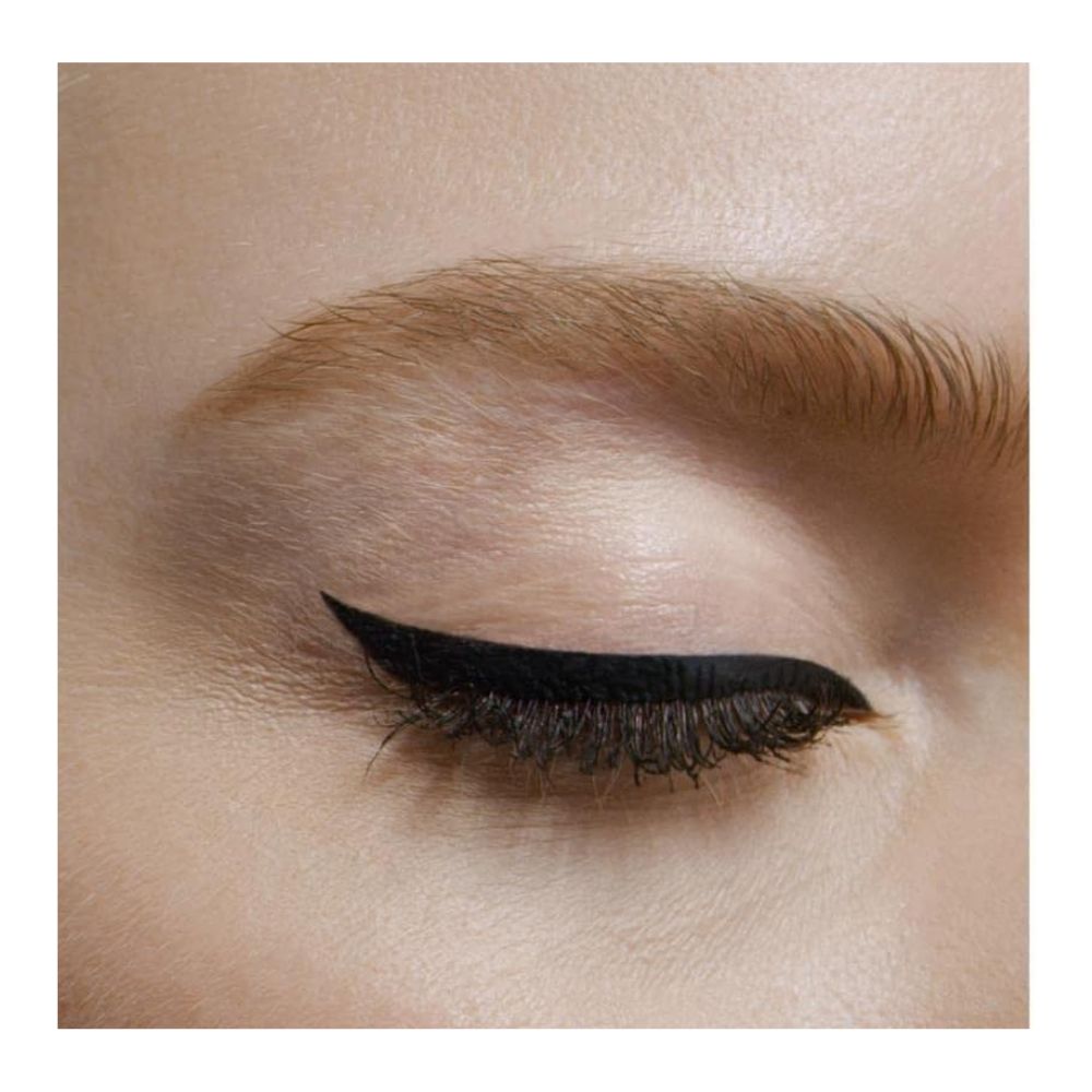 L’Oréal Paris Matte Signature Eyeliner